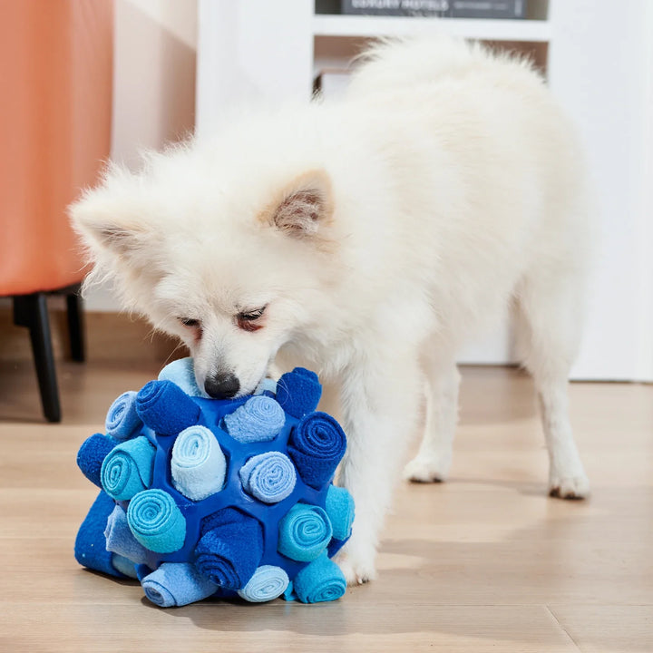 Christmas Dog Sniffing Ball – Interactive Rubber Puzzle Toy for Pets